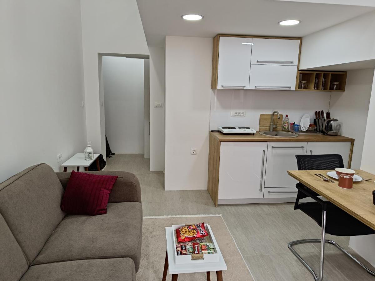 Korzo Apartment บิเยโลโปลเย ภายนอก รูปภาพ