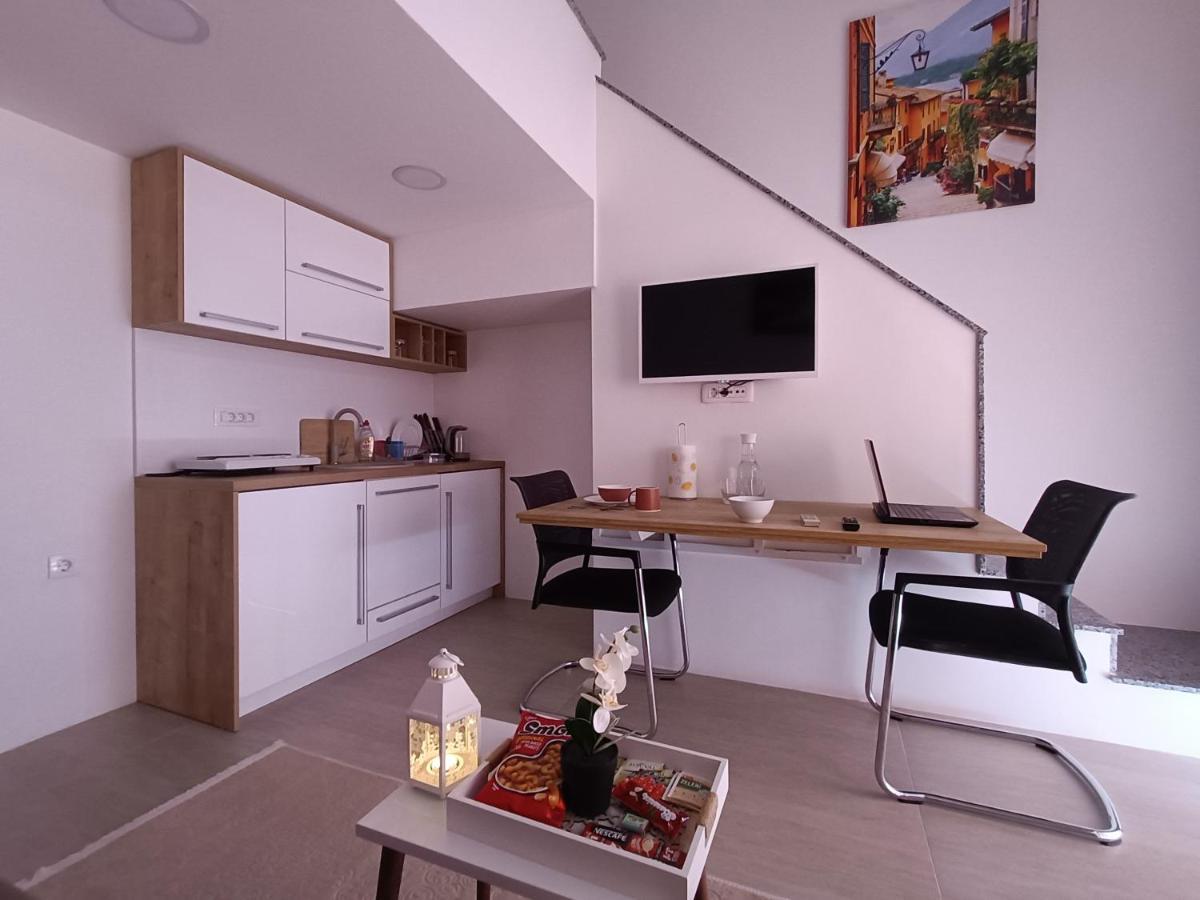 Korzo Apartment บิเยโลโปลเย ภายนอก รูปภาพ